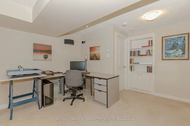 Additional image 21 of 142 Vintage Gate