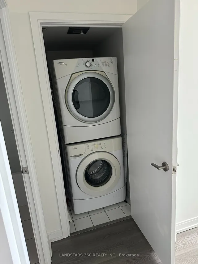 Additional image 9 of 255 Village Green Sq Unit 806