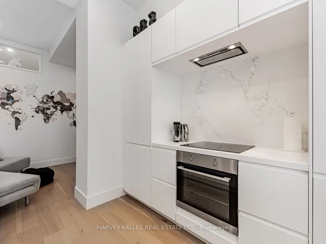 Additional image 10 of 562 Eglinton Ave Unit 202