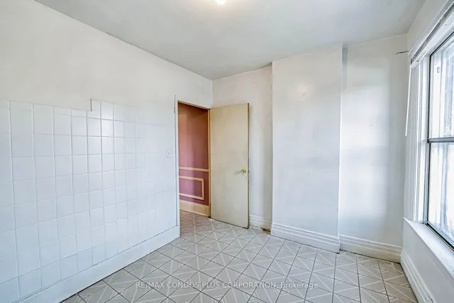 Additional image 20 of 33 Via Italia