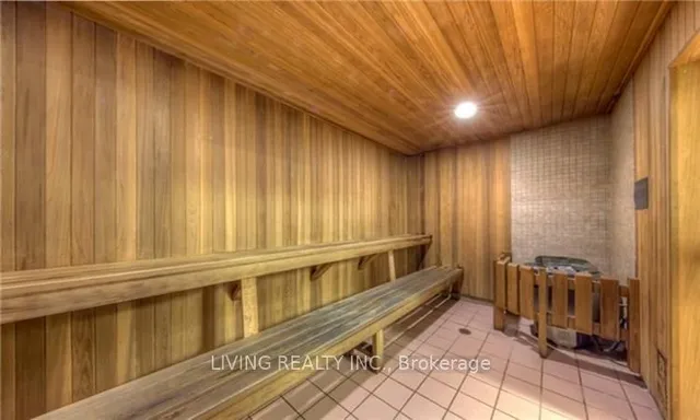 Additional image 33 of 280 Simcoe St Unit 308