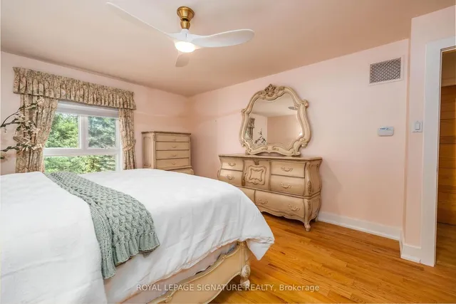 Additional image 24 of 43 Snowshoe Millway