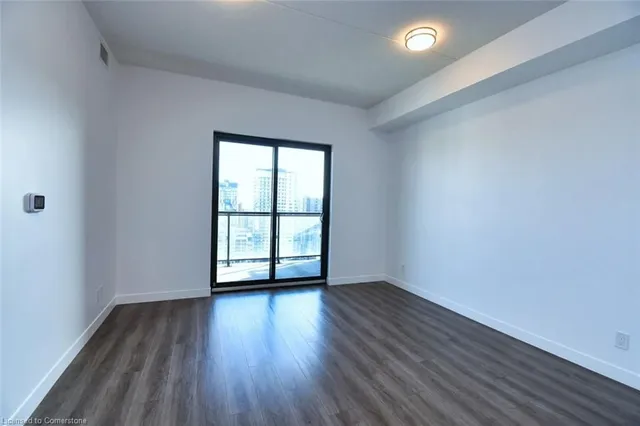 Additional image 22 of 15 Queen St Unit 2112