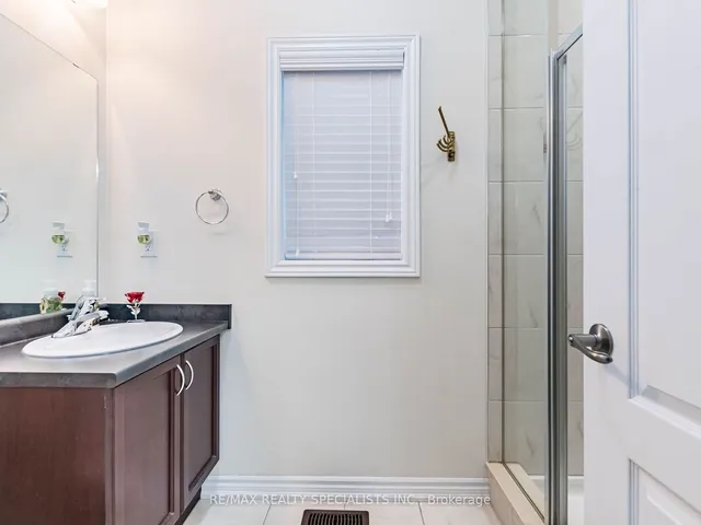 Additional image 18 of 18 Yarmouth St