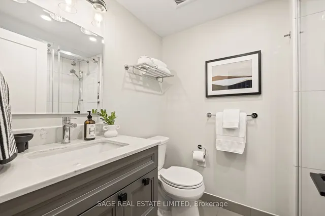 Additional image 17 of 113 The Queensway Unit TH62