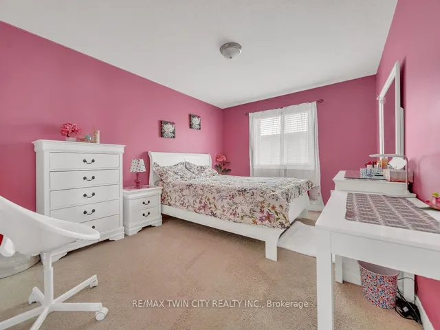 Additional image 26 of 46 Woodbine Ave