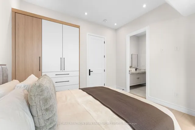 Additional image 31 of 153 B Parkview Ave