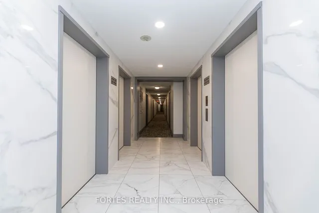 Additional image 6 of 650 Lawrence Ave Unit 404