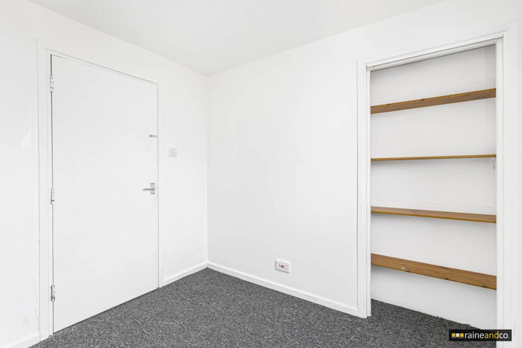 Additional image 14 of White Lion House, Town Centre