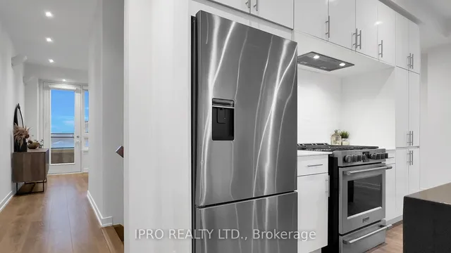 Additional image 15 of 3110 Ernest Appelbe Blvd