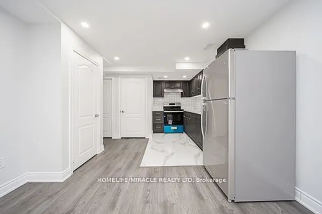 Additional image 11 of 26 National Cres