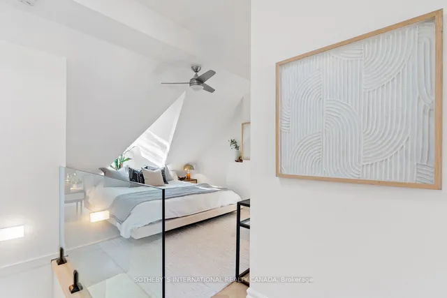 Additional image 31 of 184 Macpherson Ave