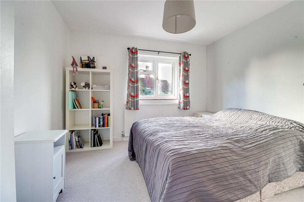 Additional image 12 of Bloomfield Road, Harpenden, Hertfordshire, AL5