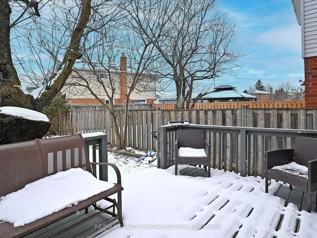 Additional image 37 of 8 Stephensen Crt