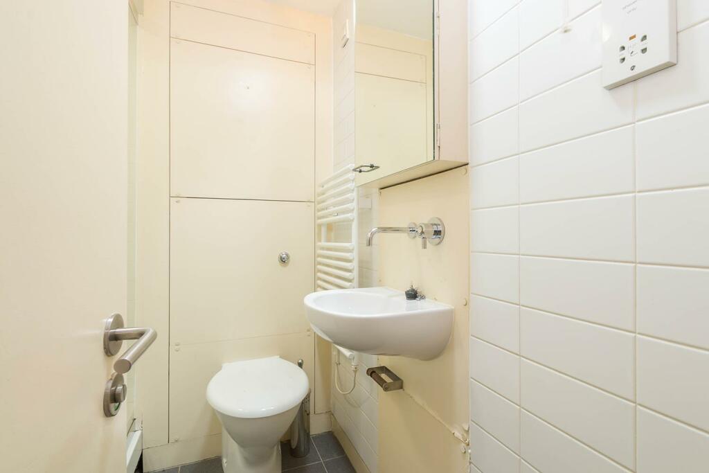 Additional image 8 of Cathedral Apartments, Barwick Street, B3 2NT