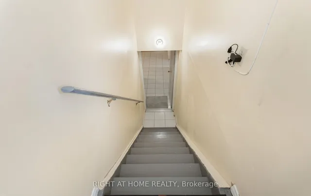 Additional image 24 of 420 Tailfeather Cres