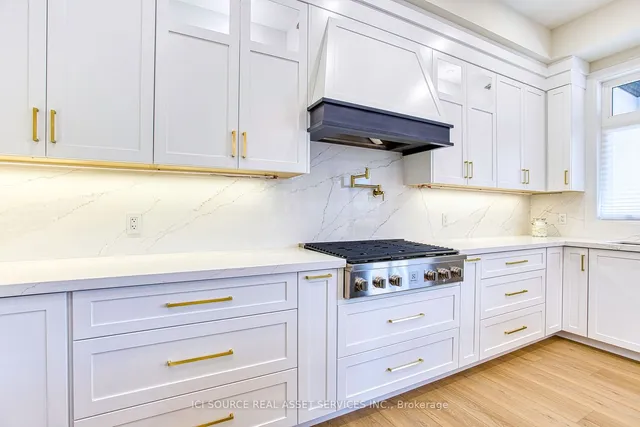 Additional image 16 of 67 Creanona Blvd