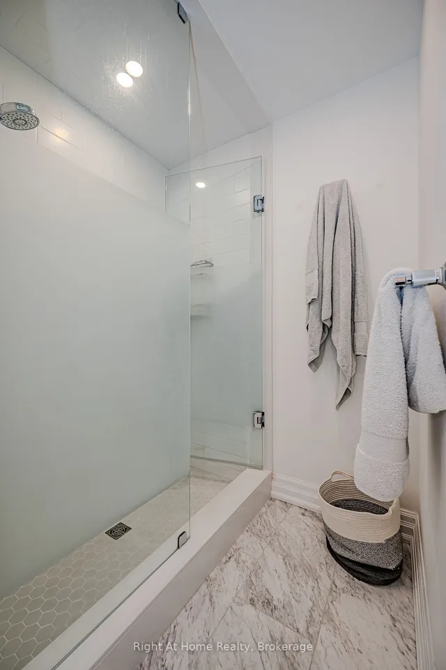 Additional image 25 of 2060 LAKESHORE Rd Unit 802