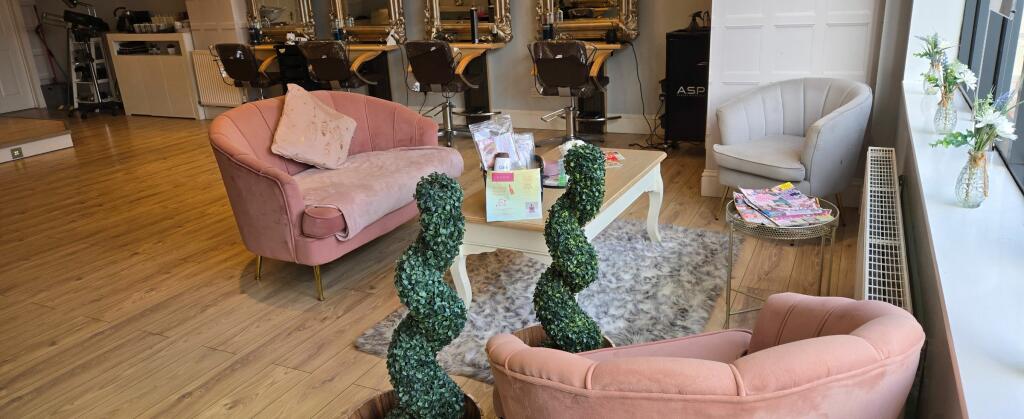 Additional image 10 of Salon Excel, Hackett Place, Hilperton, Trowbridge, Wiltshire. BA14 7GW