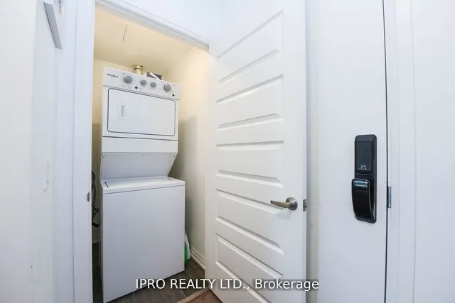 Additional image 8 of 95 Dundas St W St Unit 004