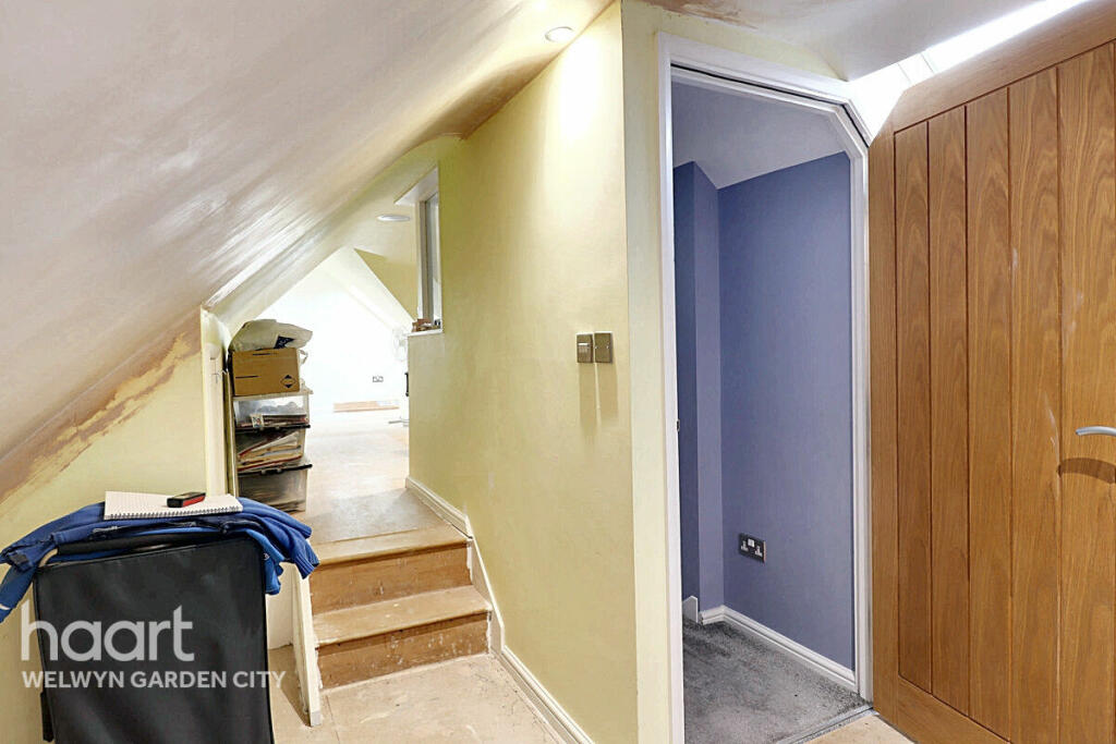 Additional image 23 of Hollybush Lane, Welwyn Garden City