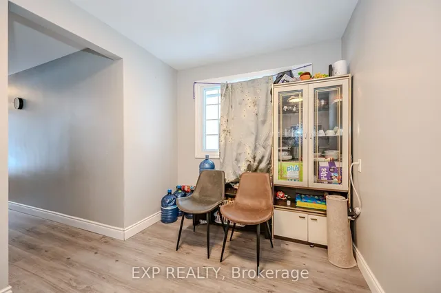 Additional image 9 of 82 Conway Dr