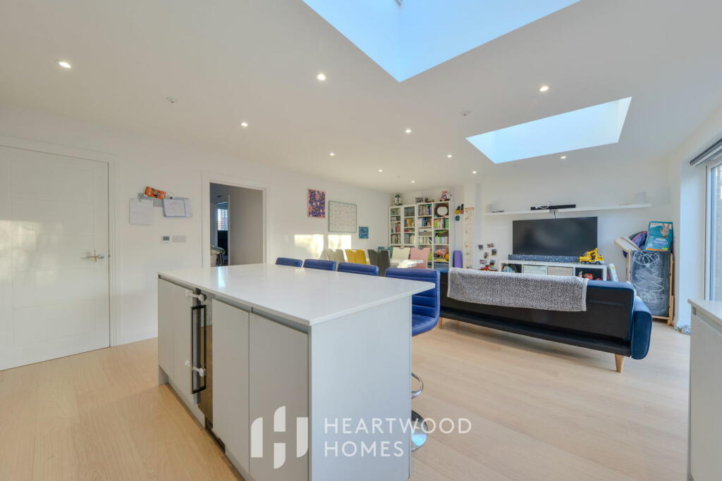 Additional image 26 of Summerfield Close, London Colney, St Albans AL2 1PT