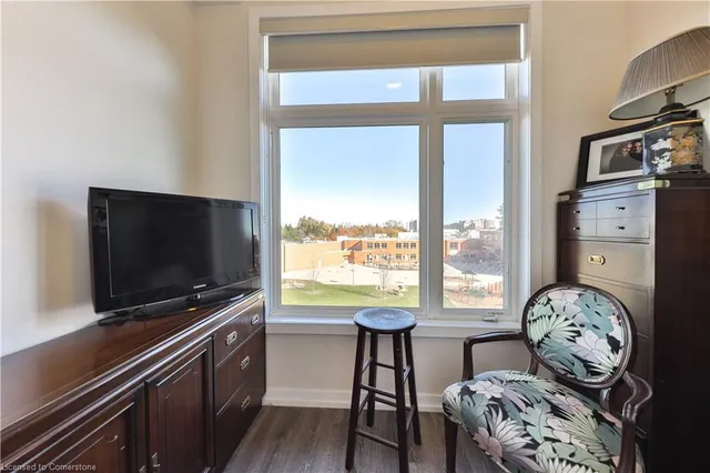 Additional image 27 of 457 Plains Rd Unit 18