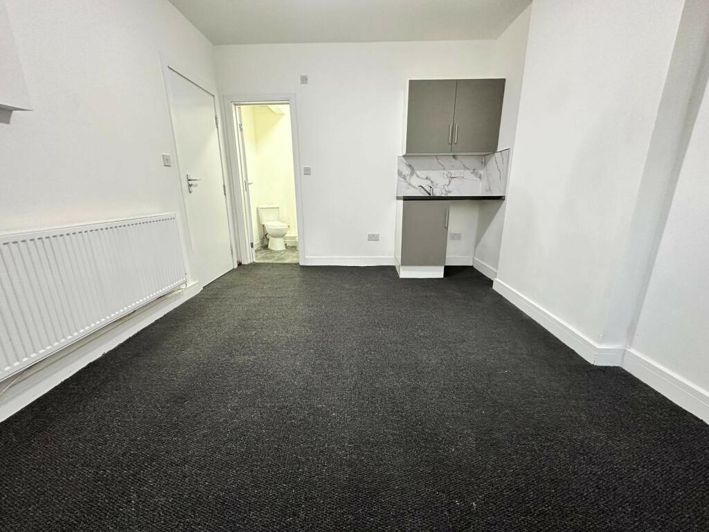 Additional image 24 of Manor Road, Smethwick