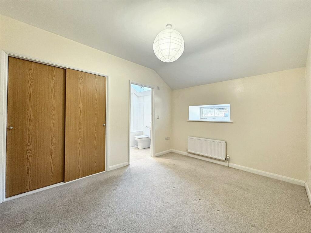 Additional image 13 of High Street, Oakhill