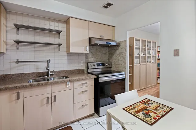 Additional image 15 of 825 Kennedy Rd Unit 406