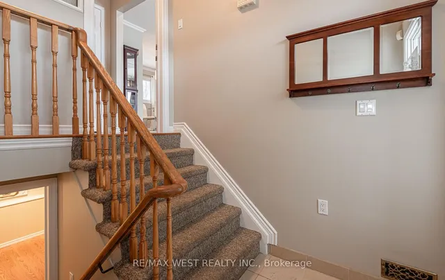 Additional image 3 of 44 Regentview Dr