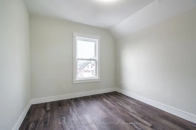 Additional image 25 of 50 Whitfield Ave