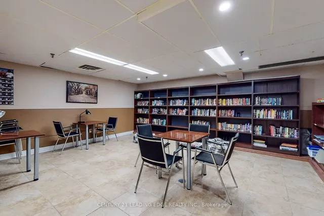 Additional image 35 of 5 Lisa St Unit 401