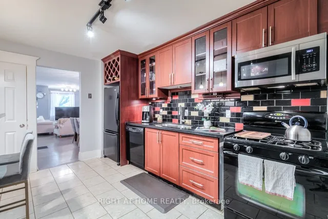 Additional image 10 of 30 Curzon St