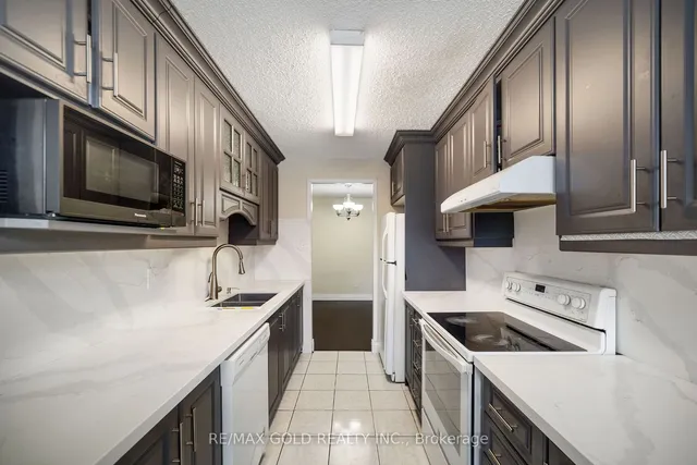 Additional image 14 of 15 Kensington Rd Unit 307