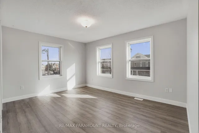 Additional image 17 of 1605 Gowling Terr