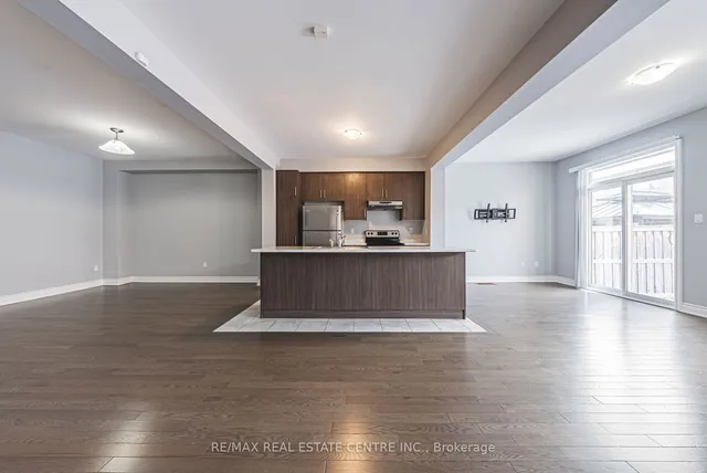 Additional image 17 of 23 Little Britain Cres