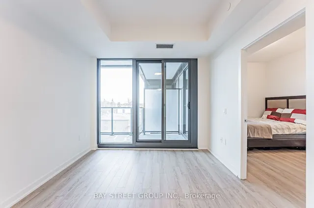 Additional image 17 of 250 Lawrence Ave Unit 526