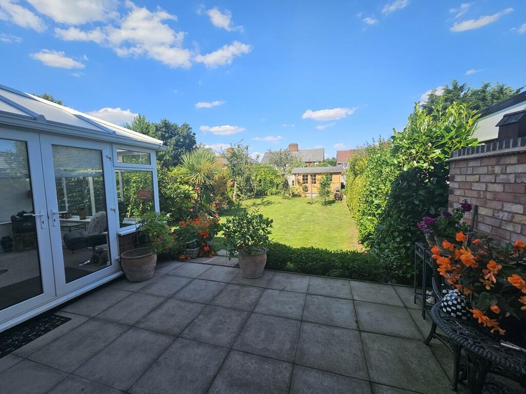 Rosslyn Road, Walmley photo 2