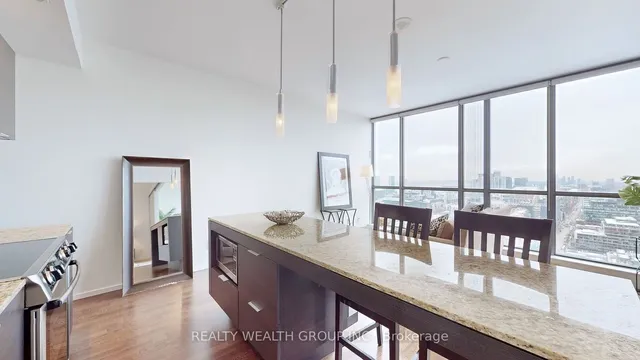 Additional image 9 of 8 Charlotte St Unit 2709