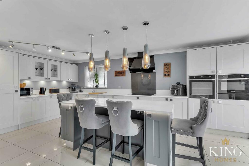 Additional image 2 of Meriden Close, Winyates Green, Redditch