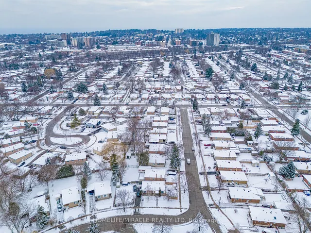 Additional image 22 of 19 Blakemanor Blvd