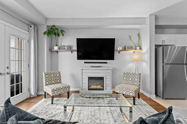 Additional image 19 of 54 Nisbet Blvd Unit 25