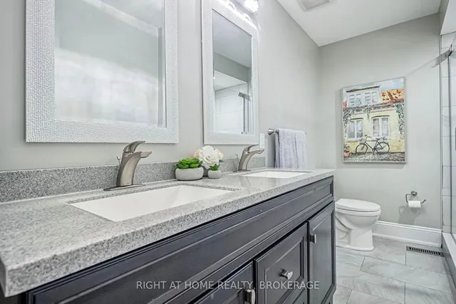 Additional image 25 of 46 L'Amoreaux Dr