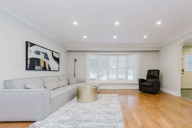 Additional image 27 of 2344 Devon Rd