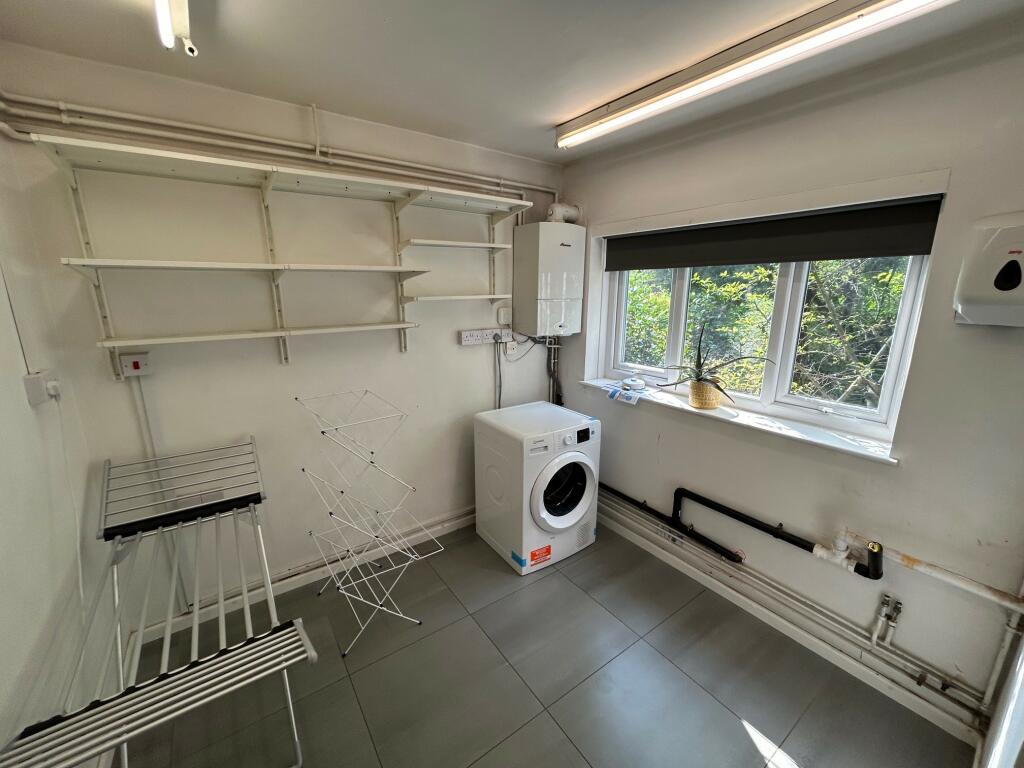 Additional image 5 of East Drive