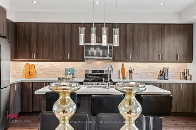 Additional image 22 of 71 Pony Farm Dr