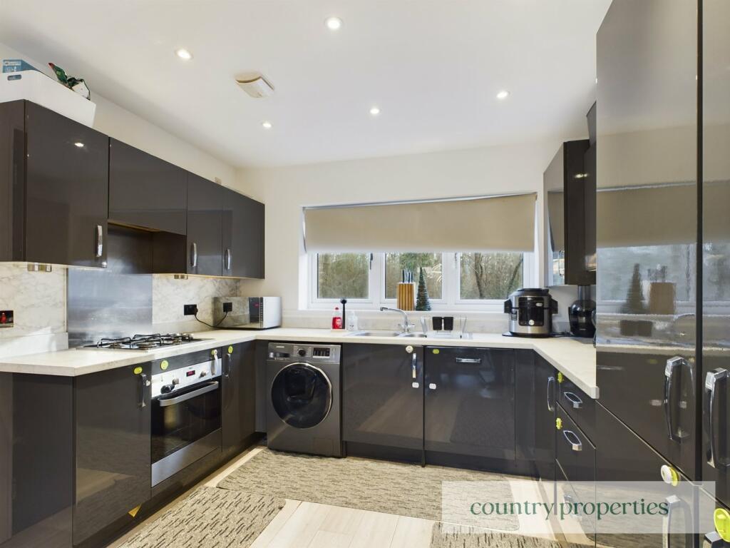 Additional image 3 of Victoria Close, Welwyn Garden City, AL7