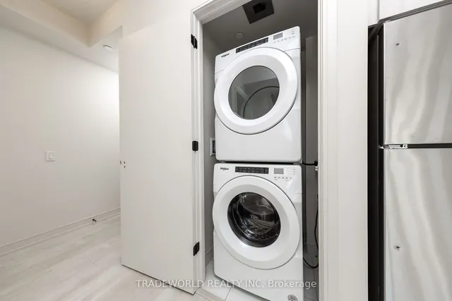 Additional image 23 of 8010 Derry Rd Unit 403